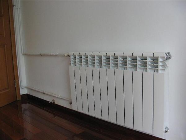 鋼鋁復合暖氣片生產廠家-青島瑞華特