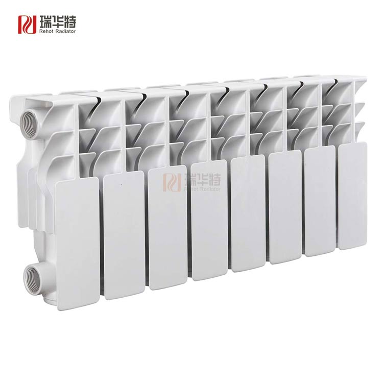 明裝暖氣片走管