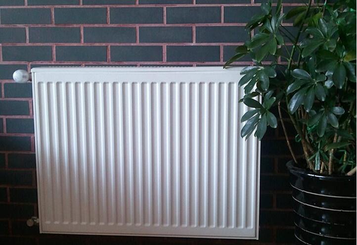 鋼制板式暖氣片